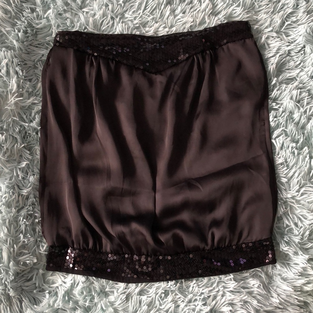 🔴 Black Sequin Top